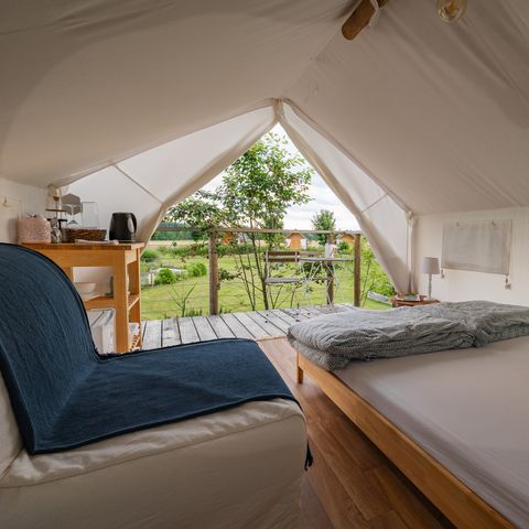 Zelt 2 Personen - glamping, private Toilette, Waschbecken & Außenbadewanne 15m²