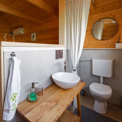 Chalet 4 Personen - /HIS, eigene Toilette und Waschbecken, 22m2