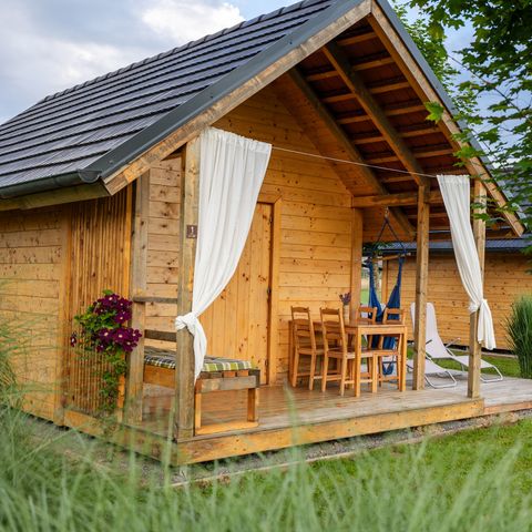 Chalet 4 Personen - /HIS, eigene Toilette und Waschbecken, 22m2