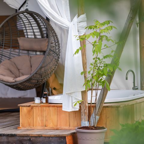 Safarizelt 6 Personen - Glamping mit Bad und Badewanne, 54m2