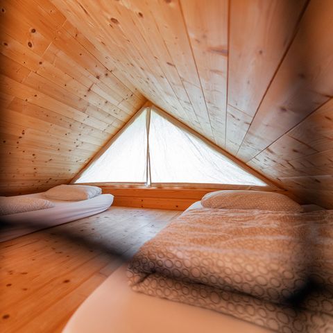 Chalet 4 Personen - Wooden house HIS, 22m² - Private Toilette, Sink & Outdoor Tub