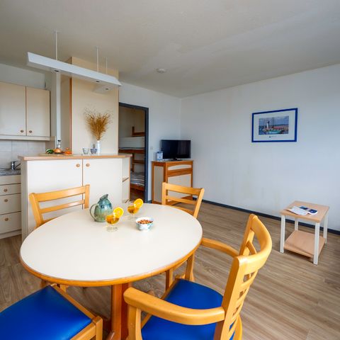 Studio 4 Personen - G/200_STUDIO 4 PERS. MIT GESCHLOSSENER KABINE