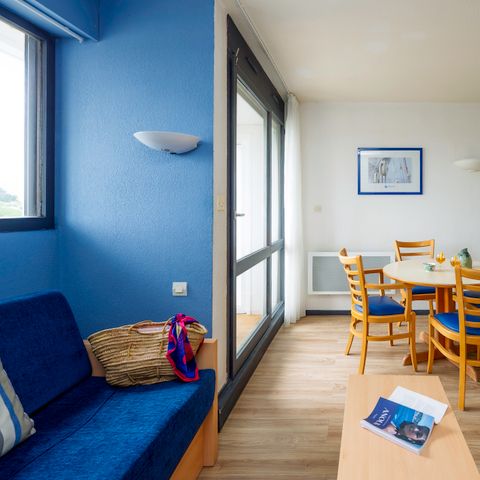 Studio 4 Personen - G/200_STUDIO 4 PERS. MIT GESCHLOSSENER KABINE