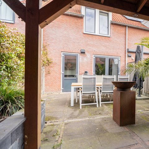 FERIENHAUS 4 Personen - Yerseke - Nähe Strand & Spielplatz