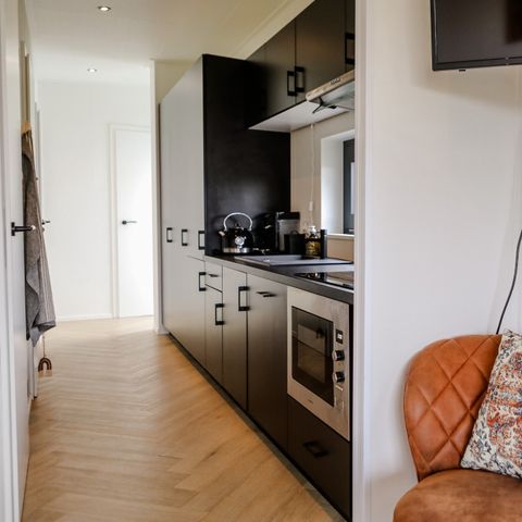 Chalet 6 Personen - Luxus auf Mini-Campingplatz Wert mit Whirlpool