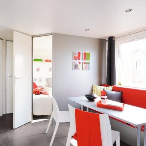 Mobilheim 4 Personen - Premium Capucine - 2 Zimmer + halbüberdachte Terrasse