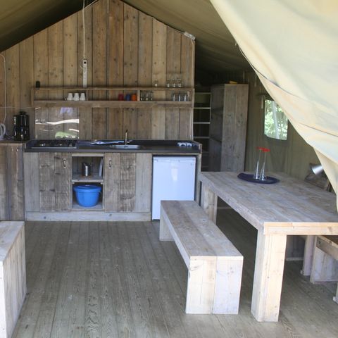 Safarizelt 5 Personen - Strandheem Lodge Glamping mit privaten sanitären Anlagen