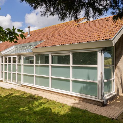 FERIENHAUS 8 Personen - Ferienvilla mit privatem Innenpool und Sauna