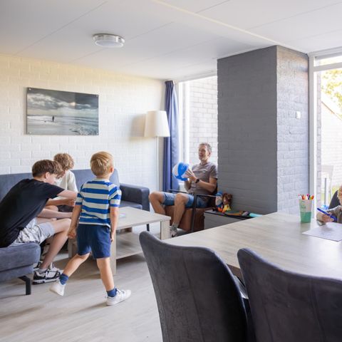 Bungalow 6 Personen - Schalter A