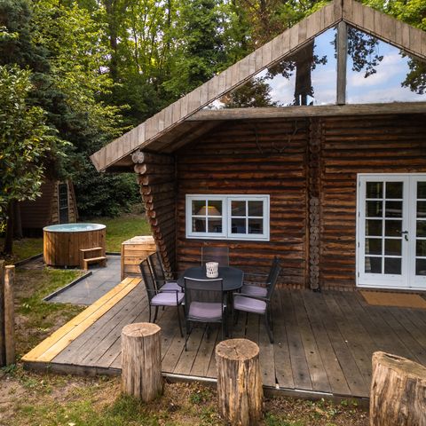 FERIENHAUS 6 Personen - „Huys van de Boswachter“ mit Whirlpool