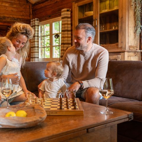 FERIENHAUS 6 Personen - „Huys van de Boswachter“ mit Whirlpool