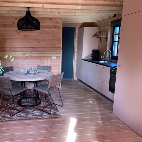Chalet 4 Personen - Baumhaus mit Whirlpool