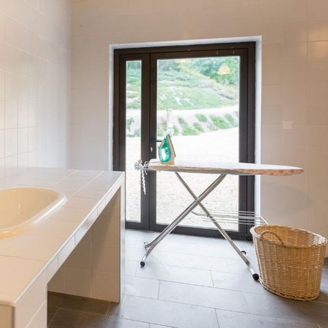 Stellplatz - Stellplatz Classique Supérieur - 120-140m² - Elektrizität 10 A - Wasser in der Nähe - 1 Fahrzeug
