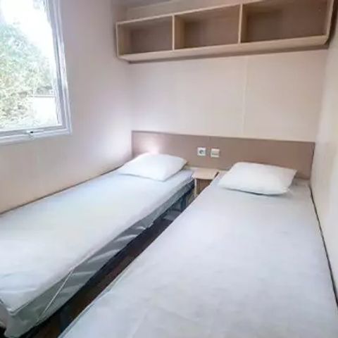 Mobilheim 6 Personen - Comfort | 3 Schlafz. | 6 Pers. | Erhöhte Terrasse | Klimaanlage