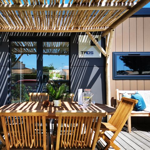 Mobilheim 4 Personen -  SAM - SUNELIA LUXE TAOS 2S/ 4P - 40m² - Exotische Pergola