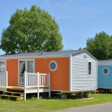 Mobilheim 5 Personen -  SAM - COTTAGE CONFORT 2Sch/ 4/5P - 30m² - Terrasse Sonnenschirm