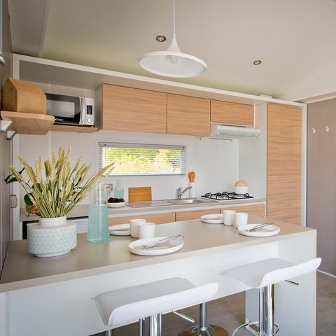 Mobilheim 4 Personen - Premium-Cottage – 2 Schlafzimmer – 2 Badezimmer – Bettwäsche, Handtücher, Plancha und Reinigungsgebühr im Preis inbegriffen