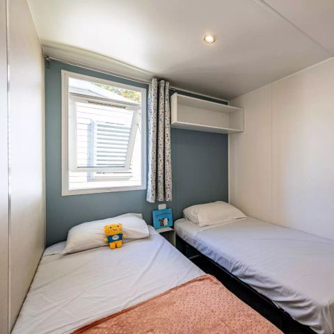 Mobilheim 6 Personen - Mobilheim 3 Zimmer am Flussufer, klimatisiert Sonntag/Sonntag (33 m²) n°3 bis 5 6 Personen