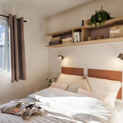 Mobilheim 4 Personen - Confort TV PLUS 2ch | CONFORT - 26m² - überdachte Terrasse - TV - Plancha