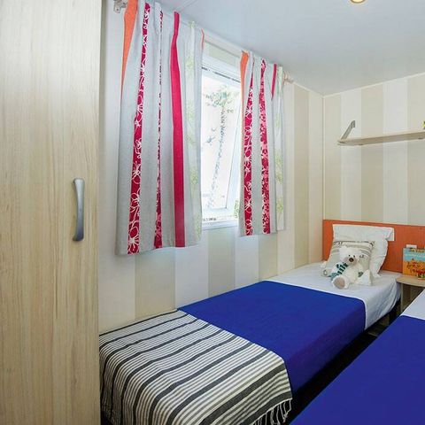 Mobilheim 6 Personen - Classic | 3 Schlafz. | 6 Pers. | Erhöhte Terrasse | 1 Bad | Klimaanlage