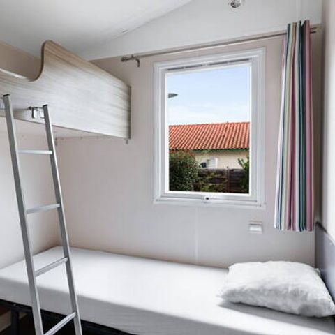 Mobilheim 4 Personen - Mobilheim PMR | Comfort | 2 Zi. | 4 Pers. | Erhöhte Terrasse | Klim.