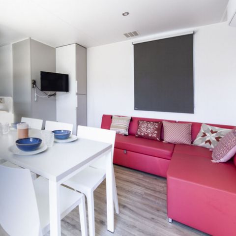 Mobilheim 7 personen - PREMIUM - 3 Schlafzimmer mit Klimaanlage +TV+ Gas Plancha + 2 Bäder