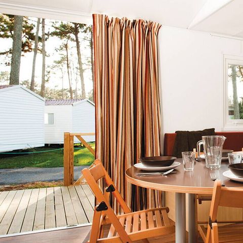Bungalow 6 personen - Mobilheim | Comfort | 3 Zi. | 6 Pers. | Erhöhte Terrasse | Clim.