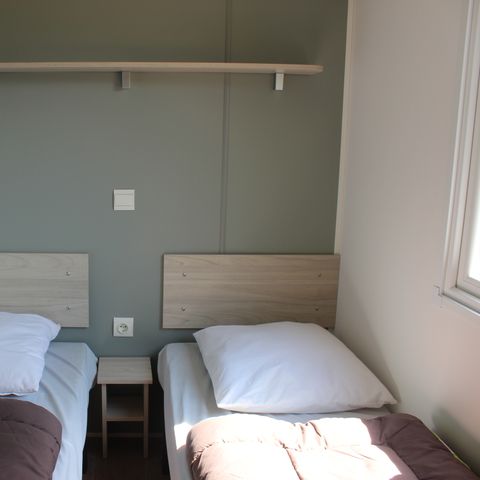 Mobilheim 8 Personen - Mobilheim Eva 40 - 4 Schlafzimmer 1 Bad - 40m² + halbüberdachte Terrasse