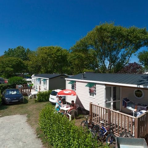 Mobilheim 4 Personen - 2 Zimmer + halbüberdachte Terrasse 7.80 x 3.70 m
