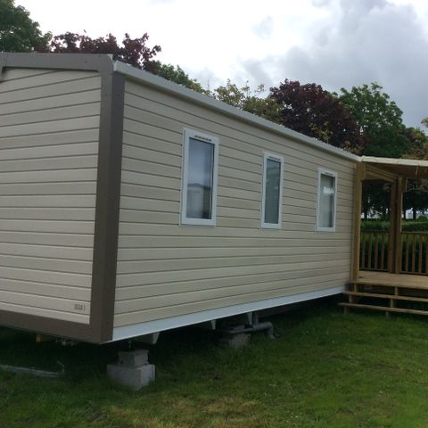 Mobilheim 6 Personen - 6 pers 3 Zimmer Halbüberdachte Terrasse 8 .80 m x 3.70 m 6 Geschirrspüler und TV inklusive