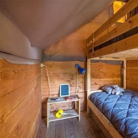 Bungalowzelt 8 personen - Explorer | 4 Schlafz. | 6/8 Pers. | Nicht überdachte Hochterrasse | Ohne Bad