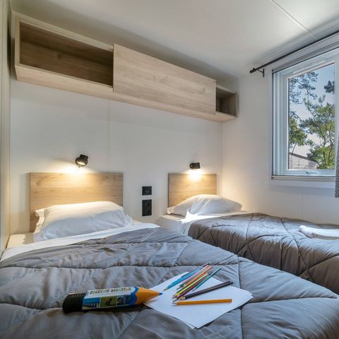 Mobilheim 6 Personen - Mobilheim | Comfort | 3 Zi. | 6 Pers. | Überdachte Terrasse | 1 Bad | Klima.