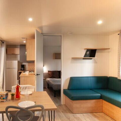 Mobilheim 6 Personen - Mobilheim | Premium | 3 Schlafz. | 6 Pers. | Überdachte Terrasse | 1 Bad | Klimaanlage | TV