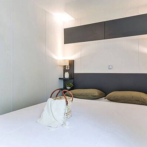 Mobilheim 6 Personen - Mobilheim | Premium Exclusive | 3 Zi. | 6 Pers. | Terrasse Lounge | Klima | TV