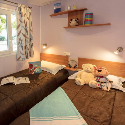 Mobilheim 6 Personen - Comfort | 2 Zimmer | Kapazität 4-6 Personen | Einfache Terrasse | 1 Badezimmer | Klimaanlage