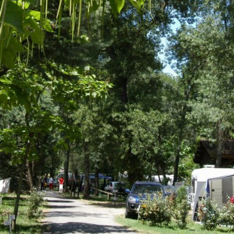 Stellplatz - Stellplatz mit Strom 10A und Wasser