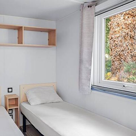 Mobilheim 4 personen - Mobilheim | Classic | 2 Zi. | 4 Pers. | Einfache Terrasse | Klima | TV