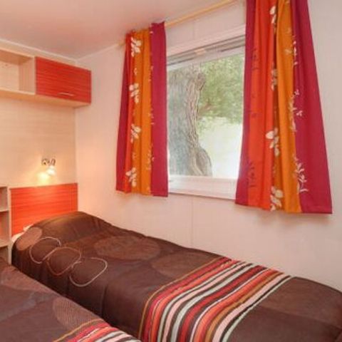 Mobilheim 5 personen - Mobilheim | Comfort XL | 2 Zi. | 5 Pers. | Erhöhte Terrasse | 2 Bäder | Klimaanlage | TV