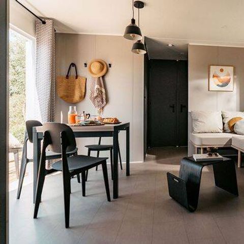 Mobilheim 8 personen - Mobilheim | Comfort | 4 Zi. | 8 Pers. | Erhöhte Terrasse | 2 Bäder | Clim.