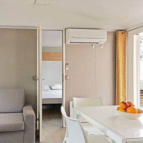 Mobilheim 6 personen - Premium | 3 Schlafz. | 6 Pers. | Lounge Terrasse | Klimaanlage | TV