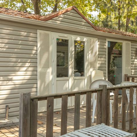 Mobilheim 6 Personen - Classic | 2 Zi. | 4/6 Pers. | Erhöhte, nicht überdachte Terrasse | Clim.