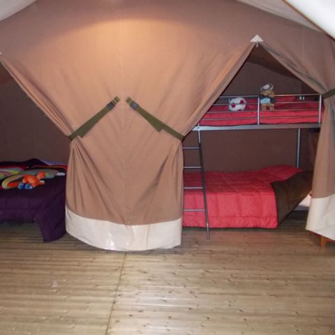 Safarizelt 5 Personen - Komfort-Lodge 4-5 Personen - Leinwand & Holz - 30 m² - 2 Zimmer - Strom - Bad