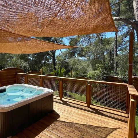 Mobilheim 10 Personen - NEW 2024 Cottage Gartenseite Jacuzzi (6/8P) PRESTIGE 3CH. 2SDB + TIPI 2 Schlafplätze