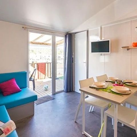 Mobilheim 4 personen - Ultimate | 2 Schlafz. | 4 Pers. | Erhöhte Terrasse | 2 Bäder | Klimaanlage | TV