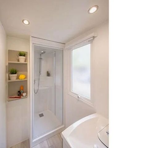 Mobilheim 5 personen - Comfort | 2 Zi. | 5 Pers. | Erhöhte Terrasse | Clim.