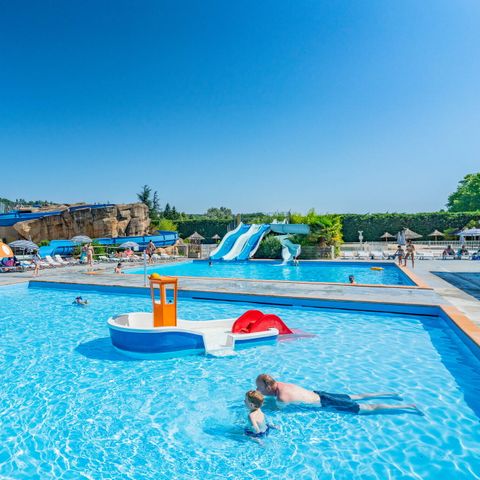 Camping Le Château de Galaure - Drôme - Image N°5