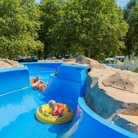 Camping Le Château de Galaure - Drôme - Image N°5