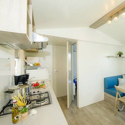 Mobilheim 4 Personen - Classic | 2 Schlafz. | 4 Pers. | Lounge Terrasse | 1 Bad | Klimaanlage