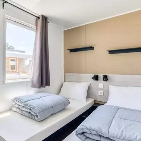 Mobilheim 4 Personen - Premium | 2 Schlafz. | 4 Pers. | Lounge Terrasse | Klimaanlage | TV