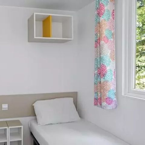 Mobilheim 5 Personen - Comfort | 3 Schlafz. | 5 Pers. | Erhöhte Terrasse | Klimaanlage